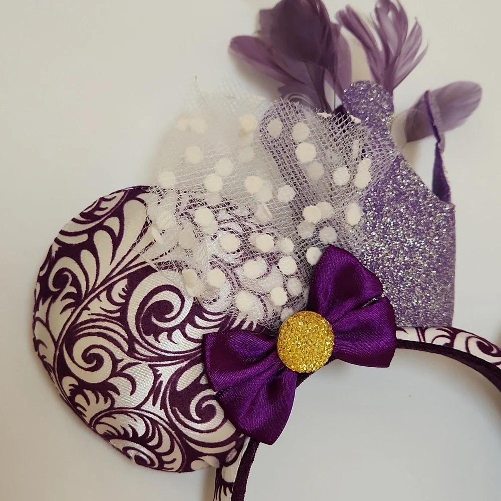 Disney Parks Purple Crown Feather Jubilee Mini Mouse Holiday Ears & bow